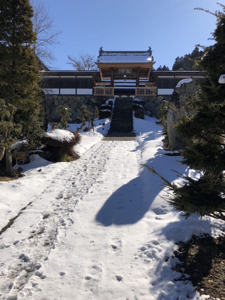 KoryujiNagano-768x1024 立春の興隆寺